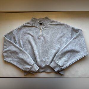 FOREVER 21 Grey Pullover Long Sleeve Lightweight Sweater 1/4 Zipper Size Medium